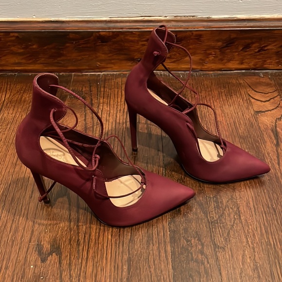 Burgundy suede Stilettos - Picture 4 of 7